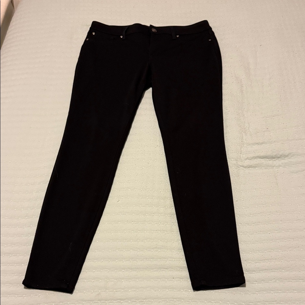 Jessica Simpson Black Slim Fit Pants